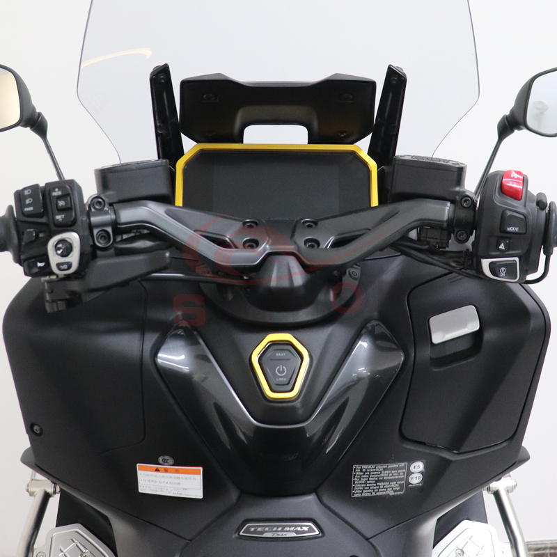 For YAMAHA TMAX560 TECH MAX 20 - Tech Table Accessories 评论和价格