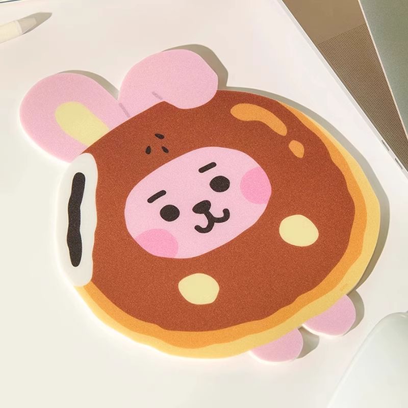 BT21 Cartoon Baking Bakery Ser - Tech Accessories For Office Desk 评论和价格